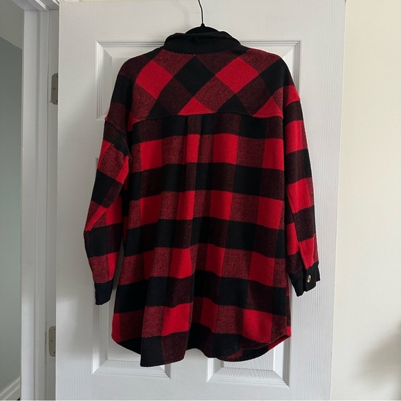 Size L Haptics Red and Black Buffalo Plaid Long Sleeve Button Up Shacket - Picture 2 of 4